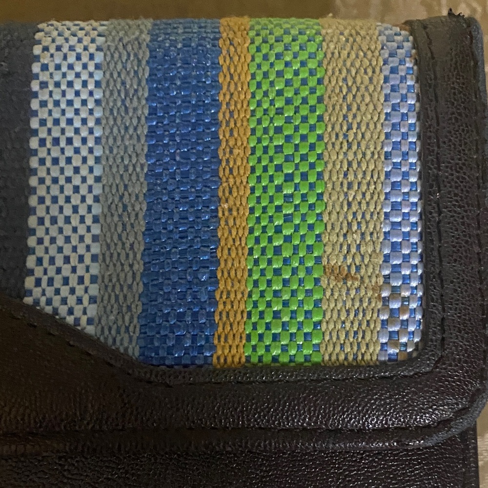 LargeStriped Multicolor Wallet - Picture 7 of 7